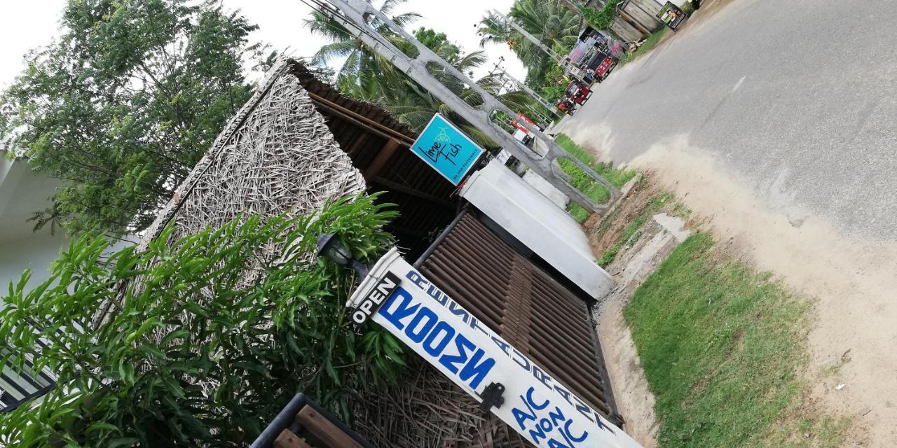 Ocean Voyage Hotel Tangalle Exterior photo